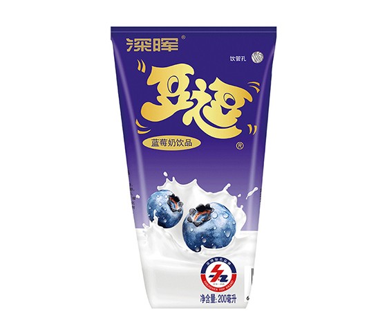 蓝莓奶饮品
